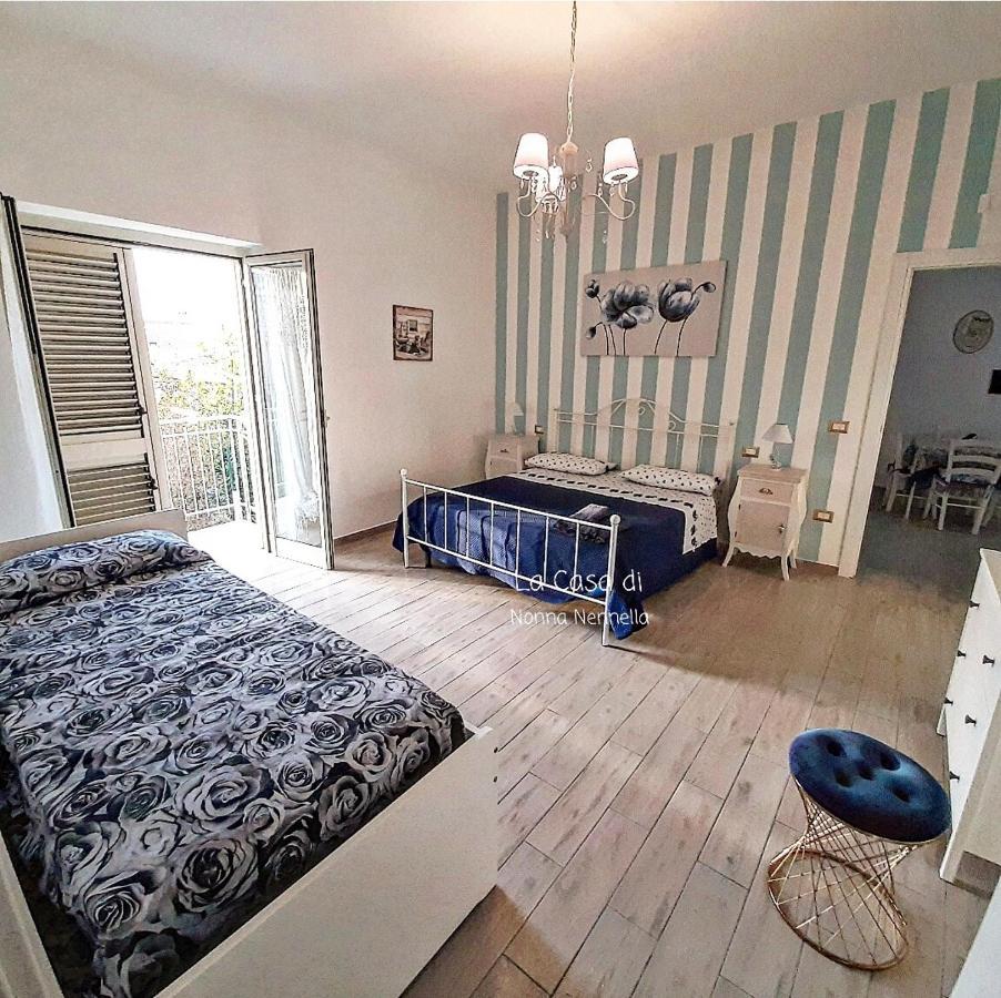 Апартаменты La Casa Di Nonna Nennella Санта-Мария-ди-Кастеллабате Экстерьер фото