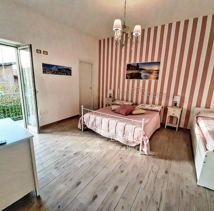 Апартаменты La Casa Di Nonna Nennella Санта-Мария-ди-Кастеллабате Экстерьер фото