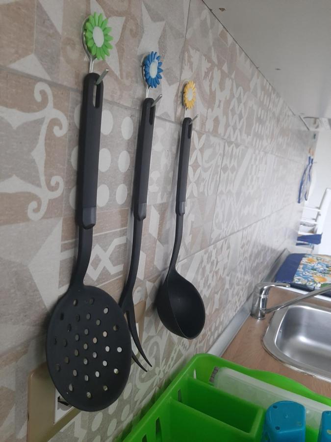 Апартаменты La Casa Di Nonna Nennella Санта-Мария-ди-Кастеллабате Экстерьер фото
