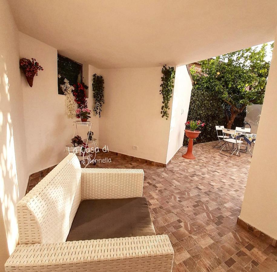 Апартаменты La Casa Di Nonna Nennella Санта-Мария-ди-Кастеллабате Экстерьер фото