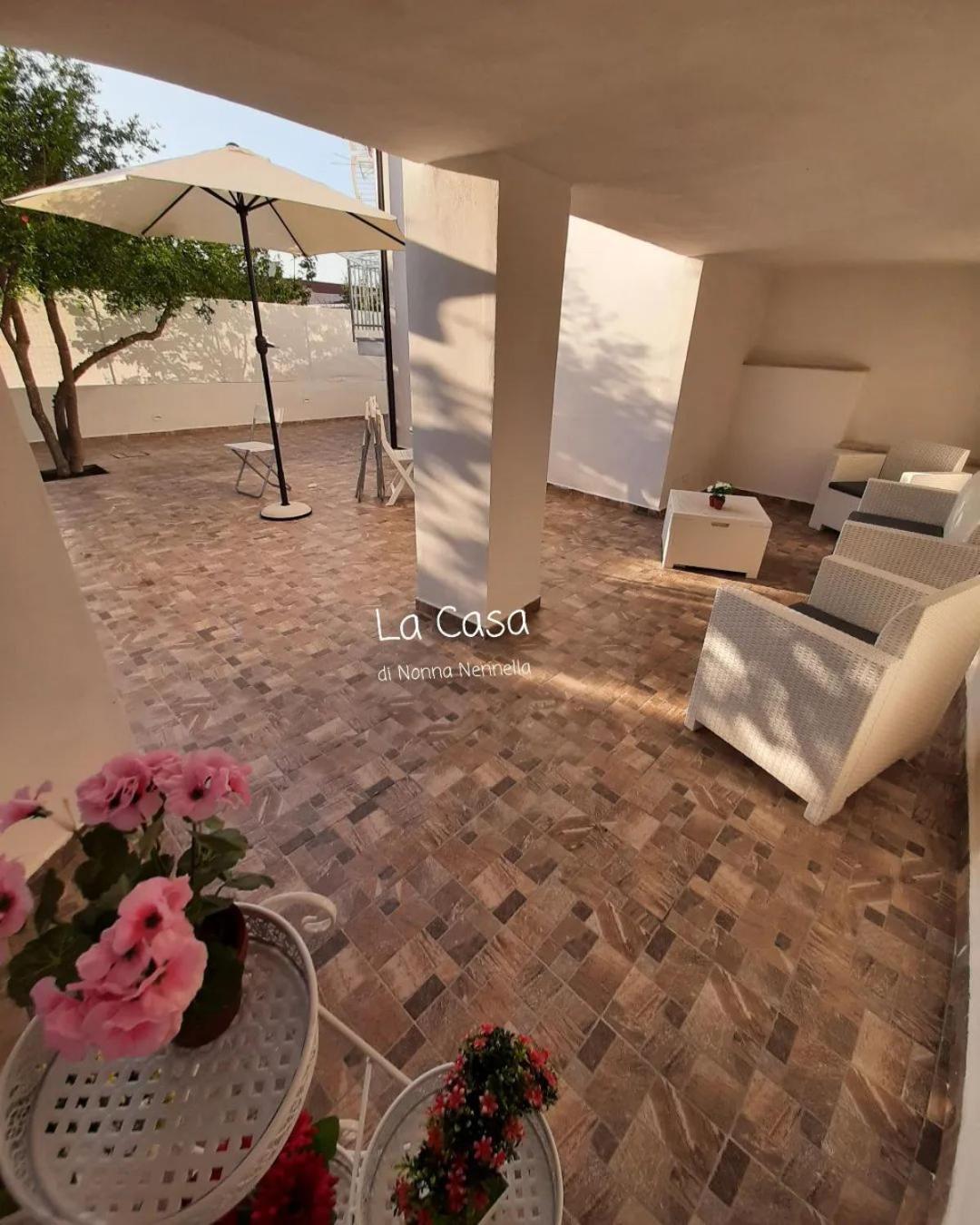 Апартаменты La Casa Di Nonna Nennella Санта-Мария-ди-Кастеллабате Экстерьер фото